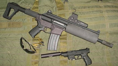 Custom AR-15 SBR in .338 Spectre using PRI 6.8 x 43 magazine,